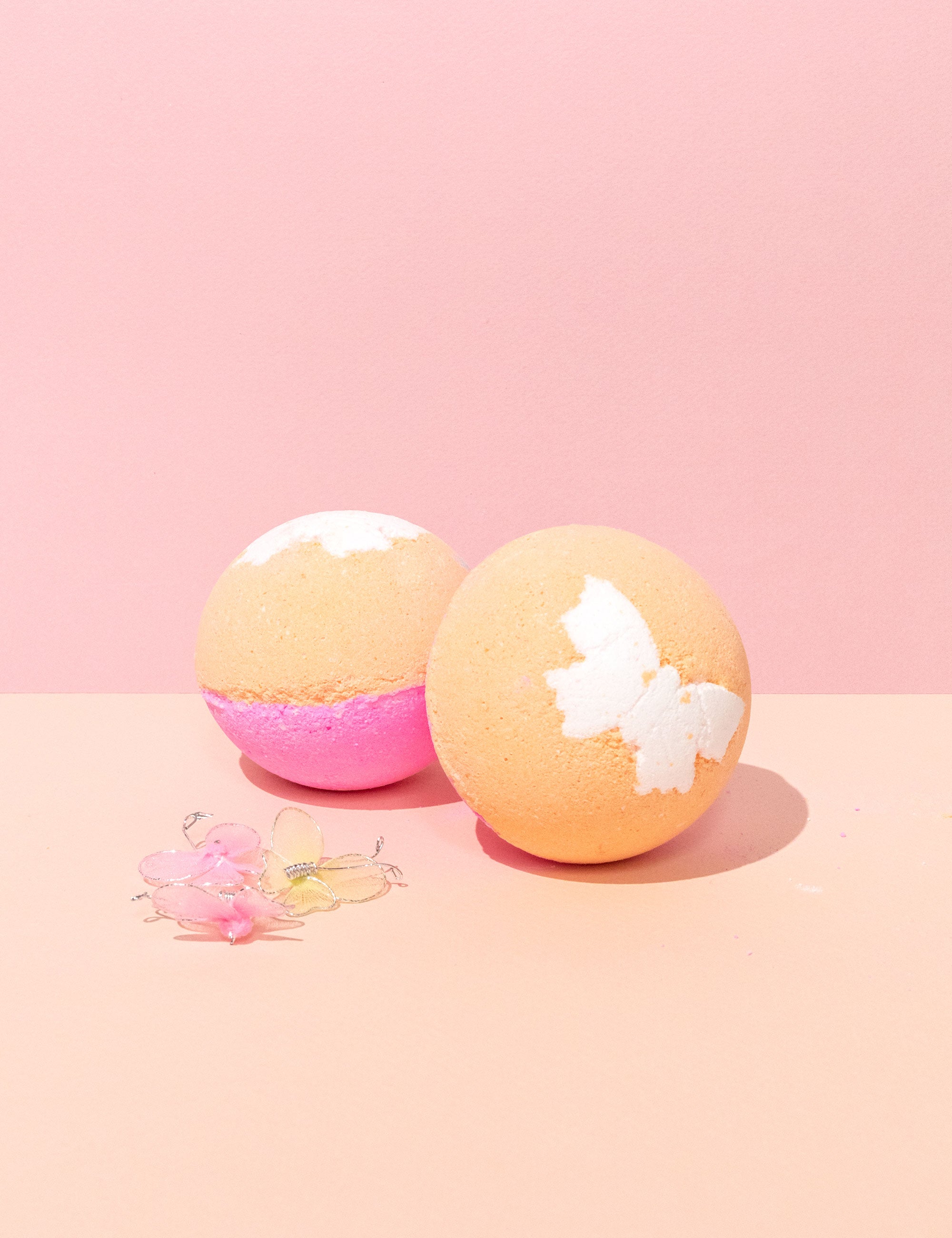 Butterfly Kisses Bath Bomb