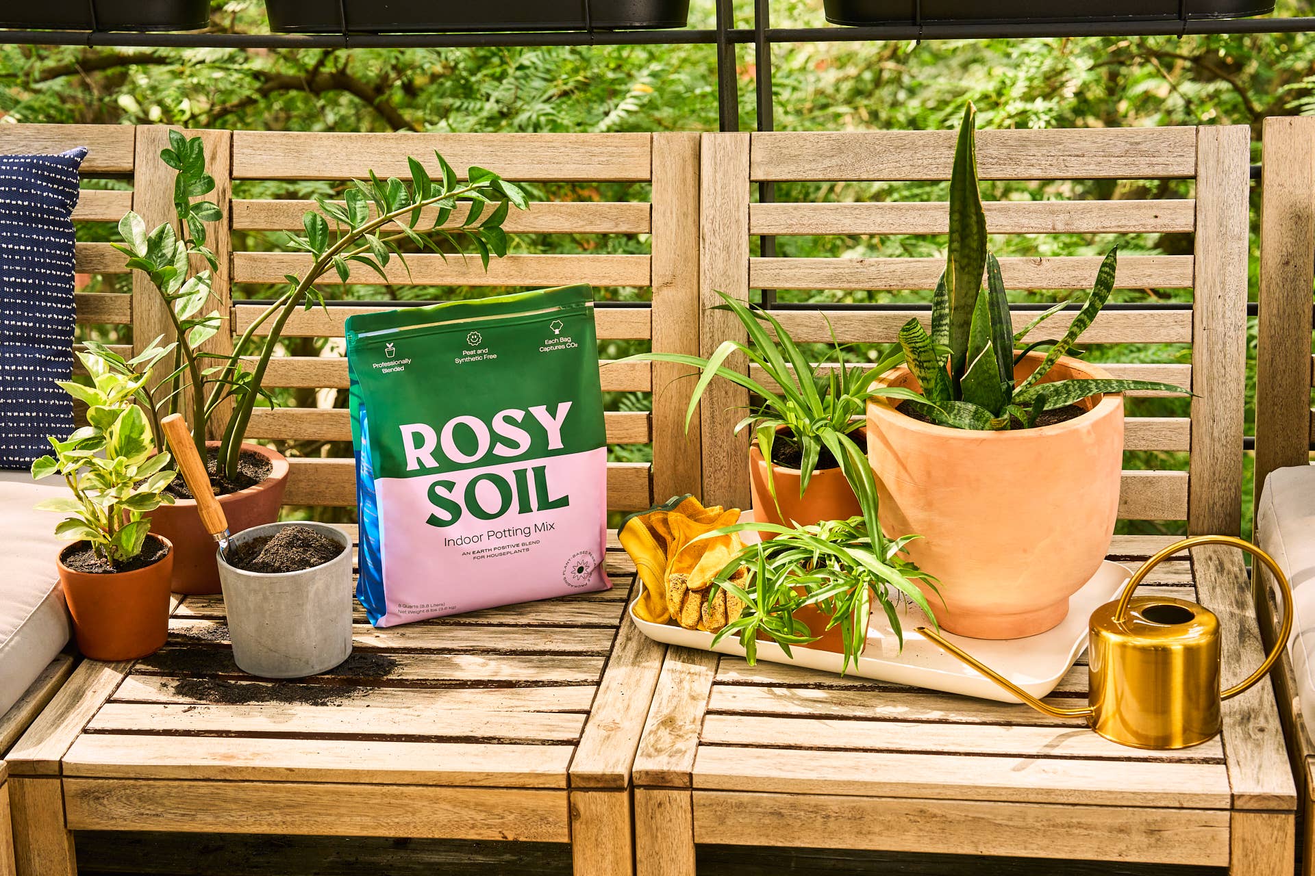 potting soil mix for houseplants 4qt Organic Potting Soil Mix